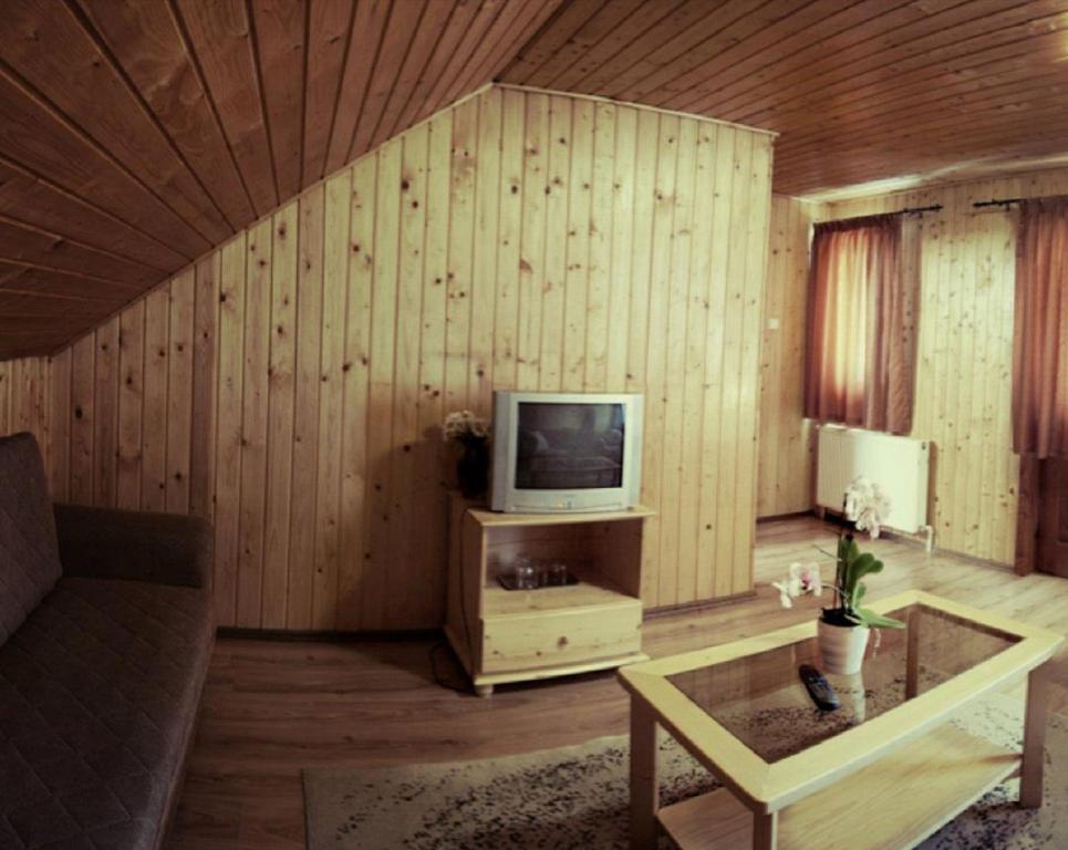 Csatari Pensiune Praid Chambre photo